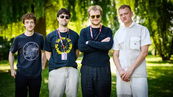 Famous beim Haldern Pop
