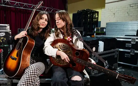 Larkin Poe 2023